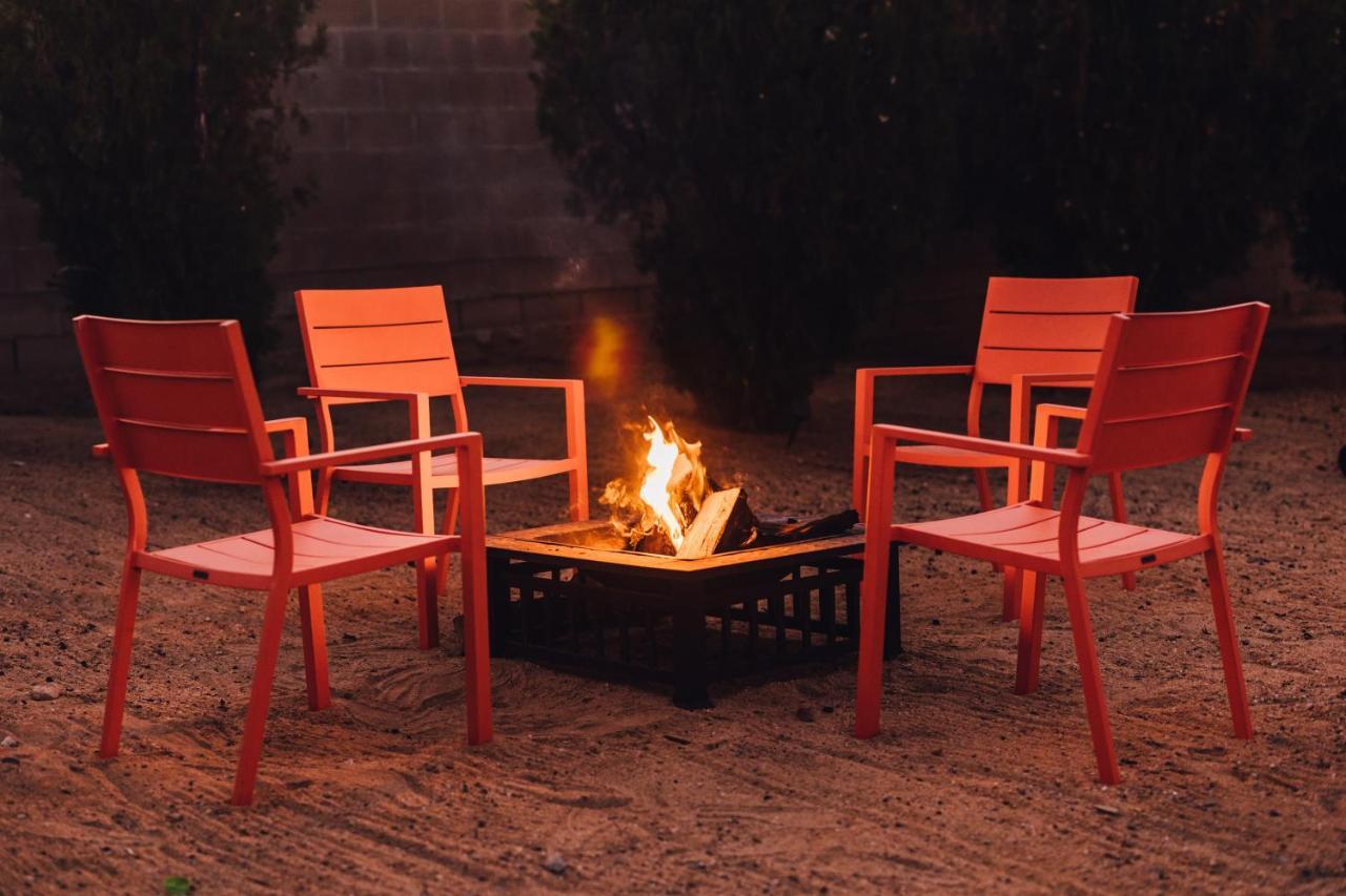 Minutes To Jt National Park, Hot Tub & Game Room Joshua Tree Ngoại thất bức ảnh